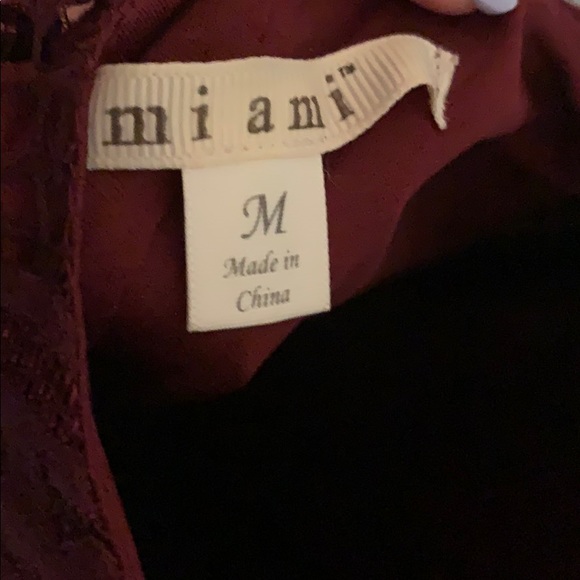 Francesca’s Maroon Lace Dress - Picture 4 of 4